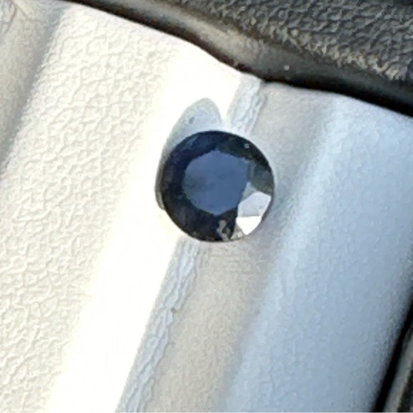 1.09ct Natural Ceylon Blue Sapphire Round Cut - Picture 3 of 17